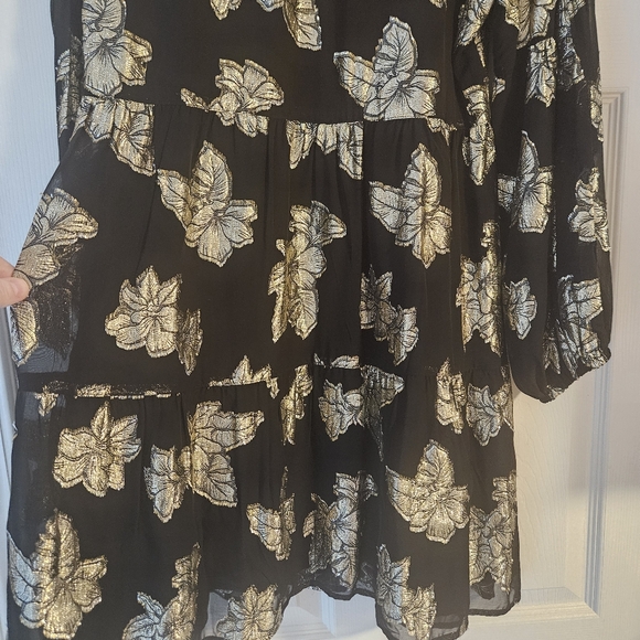 Tommy Bahama Shimmering Shores Longs Sleeve Tiered Dress: Black & Gold Metallic - Picture 8 of 14